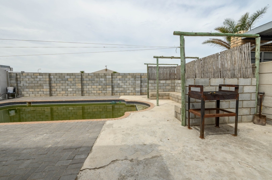 9 Bedroom Property for Sale in Algoa Park Eastern Cape